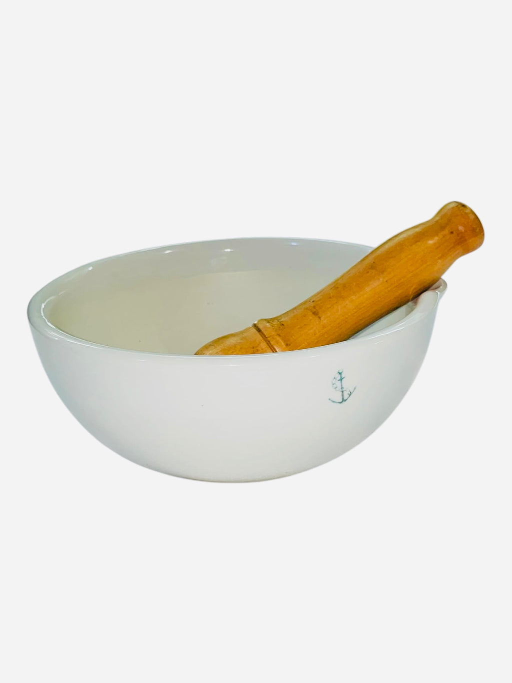 Mortaio in porcellana bianca con pestello in legno
