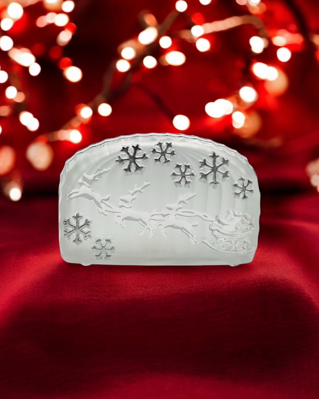 Santa Claus in his sleigh - Anna Hütte crystal tealight holder