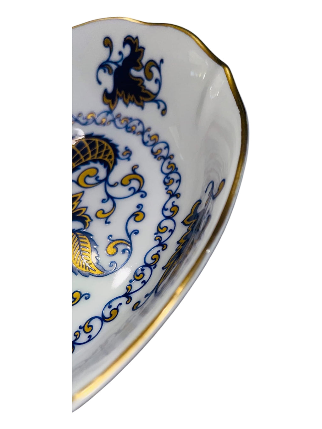 Bol en porcelaine peint à la main avec de l'or pur