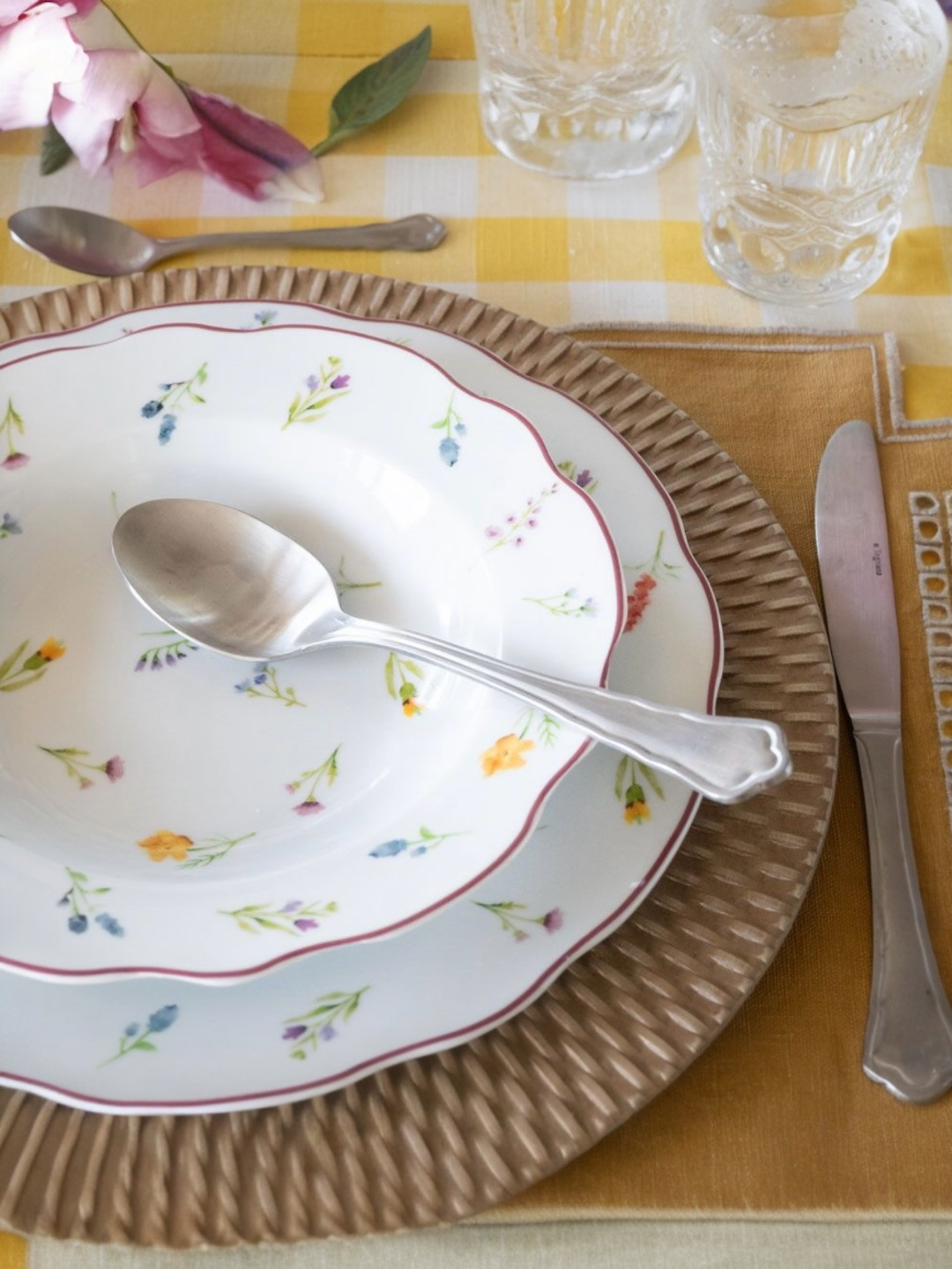 Servizio piatti 18 pezzi Millefiori porcellana Tognana