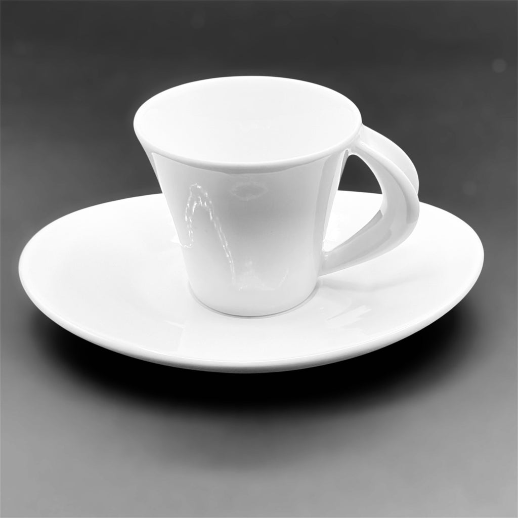Set 6 tazze caffè Funé by Giugiaro porcellana Ginori white porcelain cup and oval saucer set.