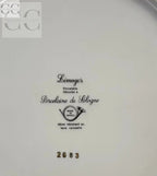 Piatto in porcellana Limoges con decorazioni francesi per tazze e tazzine