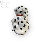 Figurina in ceramica di Dalmata bianca con macchie nere e collare rosso