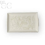 Vassoietto con filo platino e decoro agrifogli Richard Ginori per tazze eleganti