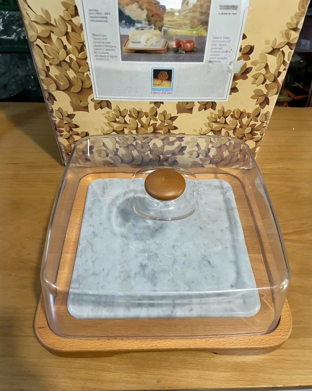 Vassoio porta formaggio piano in marmo e legno Foppapedretti